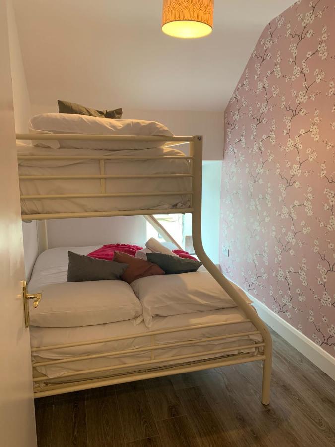 14 Eyre Square Lane Apartment Galway Ngoại thất bức ảnh