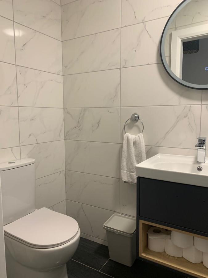 14 Eyre Square Lane Apartment Galway Ngoại thất bức ảnh